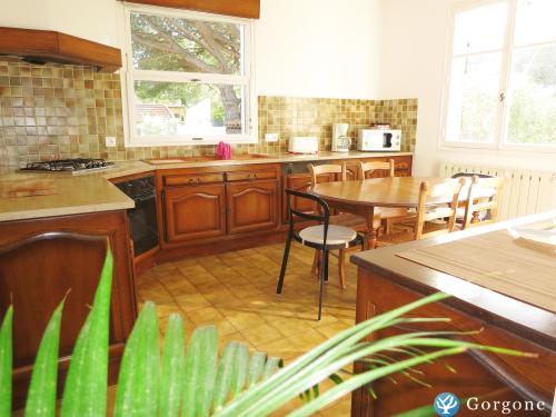 Photo n°3 de :Appartement 100m2  Vue Mer - 2 chambres - 8 couchages